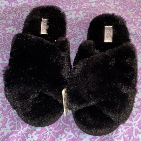 fuzzy criss cross slippers